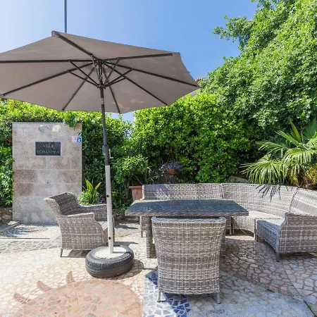 Romantika - Roj105 By Interhome