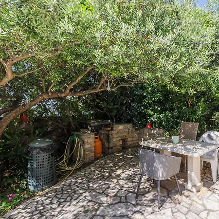 Romantika - Roj105 By Interhome * Rovinj