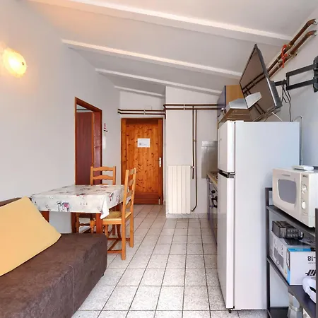 Apartment Romantika - Roj105 By Interhome *