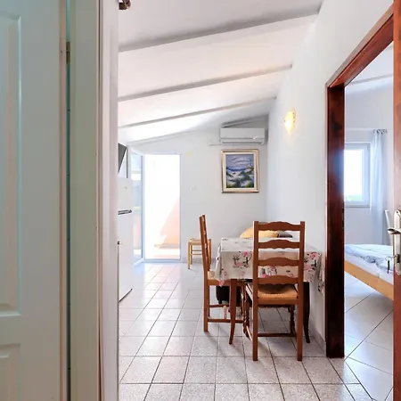 Apartment Romantika - Roj105 By Interhome *