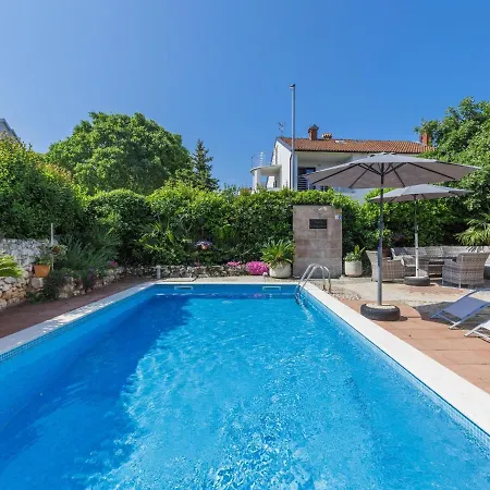 Apartamento Romantika-1 By Interhome